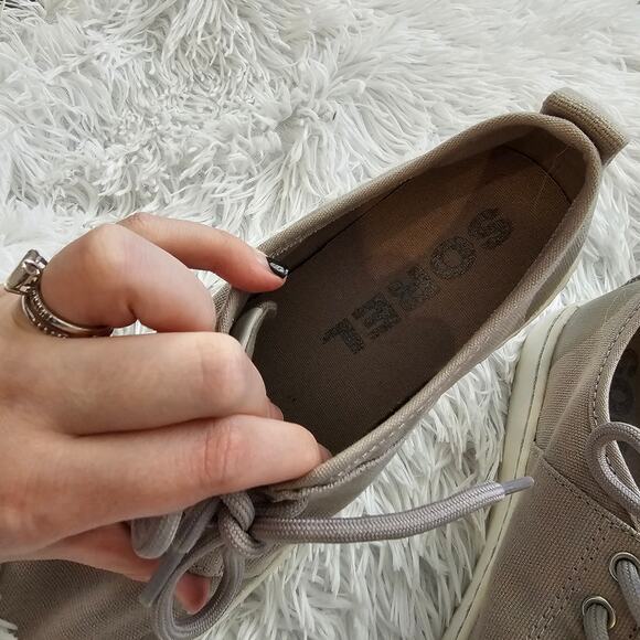 Sorel Grayish Beige Canvas Campsneak Sneakers Size Women's 9 - Picture 3 of 6